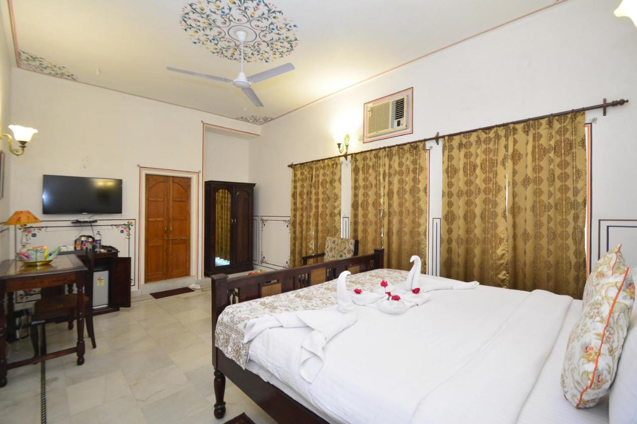 Mahal Khandela - A Heritage Hotel And Spa Джайпур Екстериор снимка